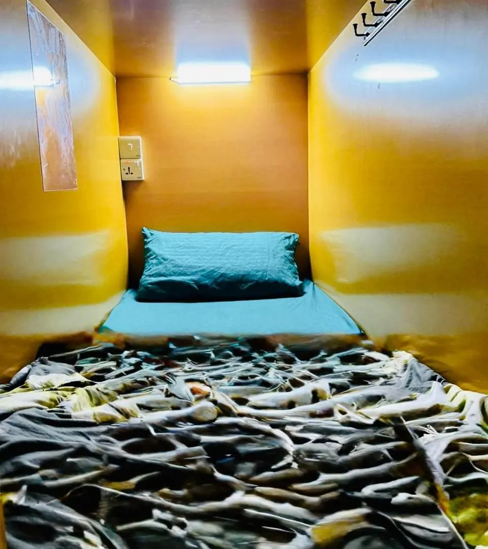 Accommodatie bij particulieren Aavhr Youth Holiday Home Near Burjuman Metro Station Dubai