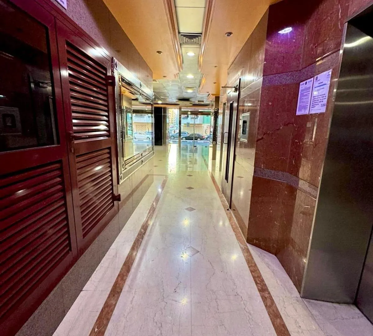 Aavhr Youth Holiday Home Near Burjuman Metro Station Dubai 0*,  Emirati Arabi Uniti