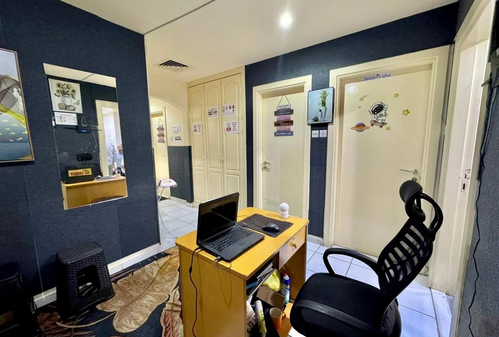 Aavhr Youth Holiday Home Near Burjuman Metro Station Dubai Verenigde Arabische Emiraten